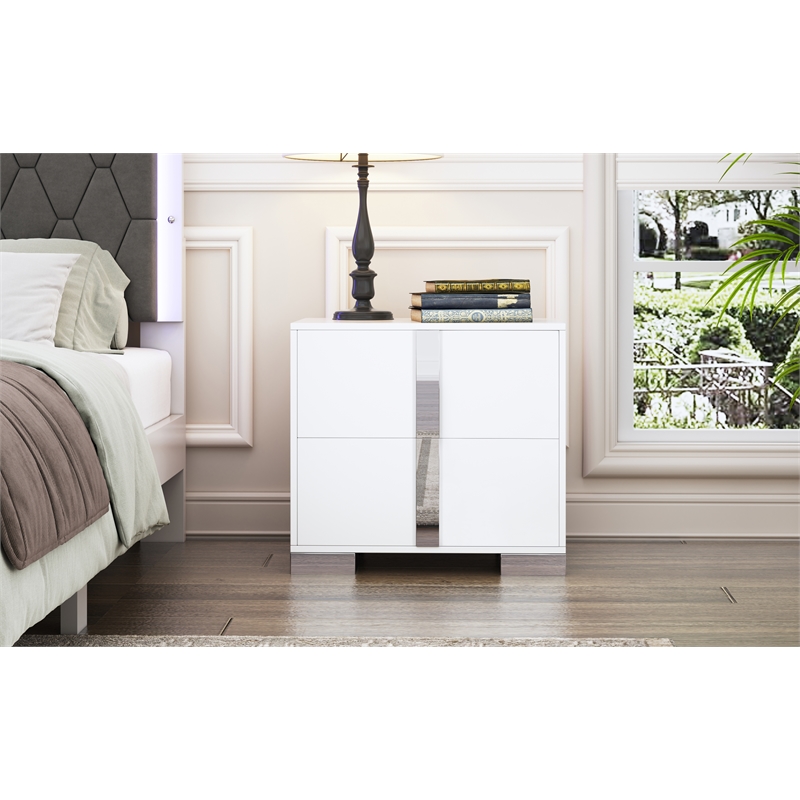 White Solid Wood 2-Drawer Nightstand with Mirrored Finish and Metal Feet