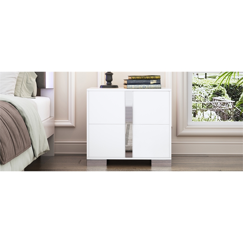White Solid Wood 2-Drawer Nightstand with Mirrored Finish and Metal Feet