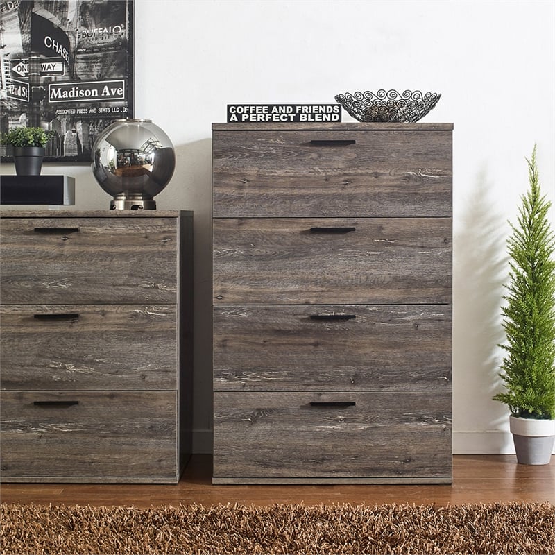 Klair Living Oliver Farmhouse Wood Chest with Four Drawers in Rustic Gray