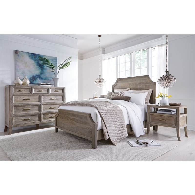 Kosas Home Thayer 3-light Iron and Crystal Chandelier in Antique Brass