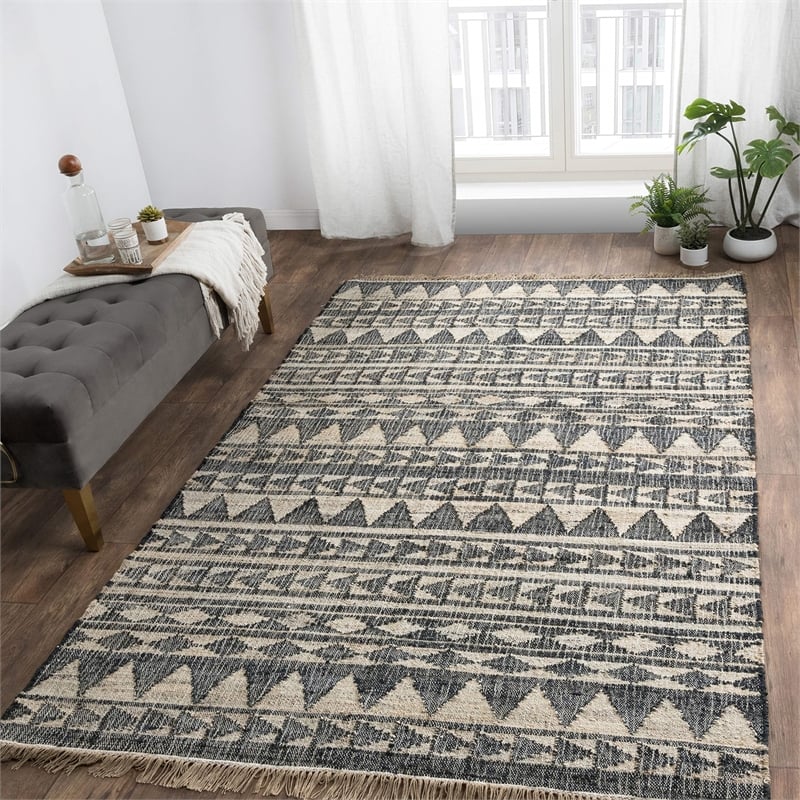 Kosas Home Camille 24 x 36