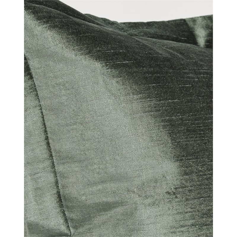 Kosas Home Bryce 22x22