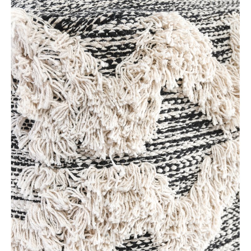 Kosas Home Kadin 18x18