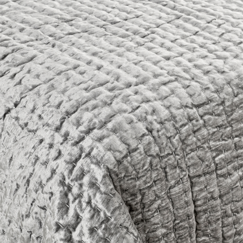 Kosas Home Dimitry Transitional Rayon Velvet & Cotton Sateen Queen Quilt in Gray