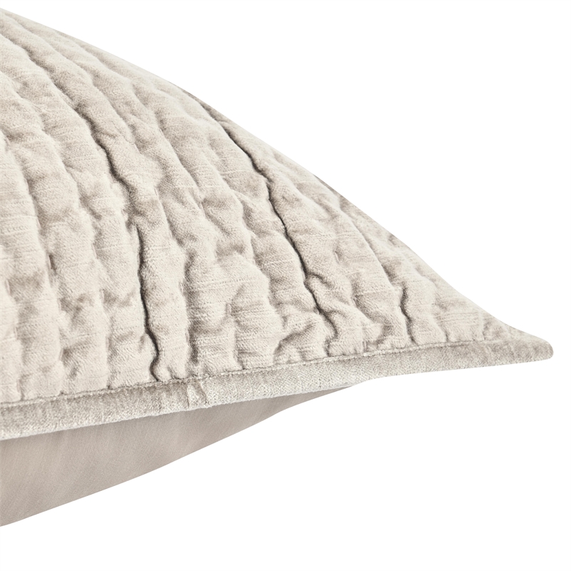 Kosas Home Dimitry 26x26