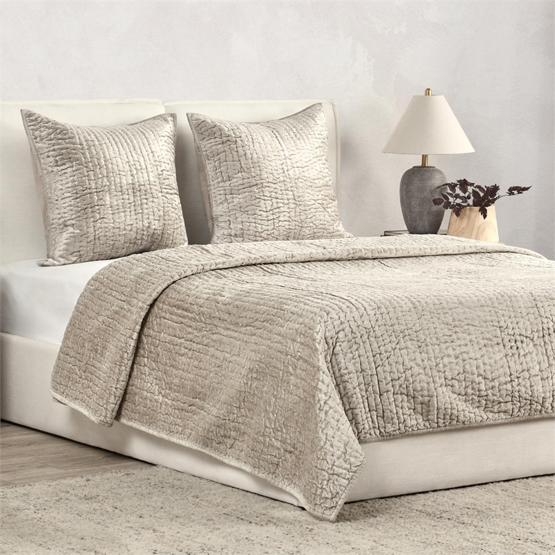 Kosas Home Dimitry 26x26