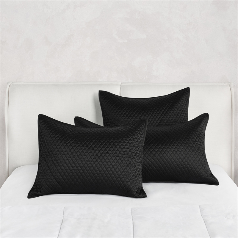 Kosas Home Winthrop 20x26