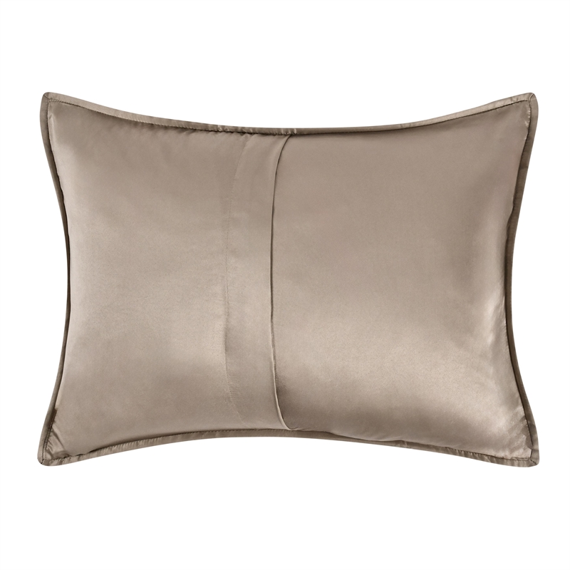 Kosas Home Winthrop 20x26