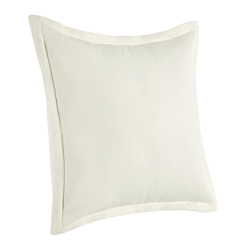 Kosas Home Amy 22x22