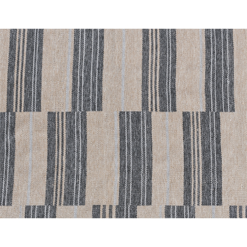 Kosas Home Boulder 24 x 36