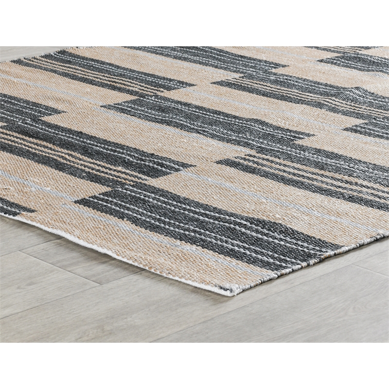Kosas Home Boulder 24 x 36