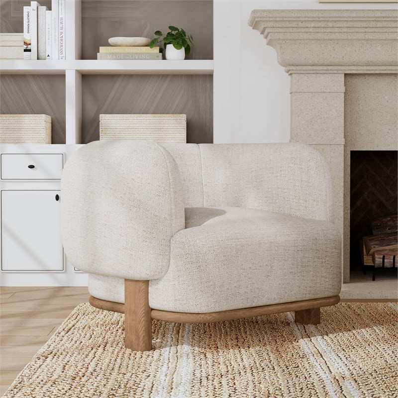 Pasadena Upholstered Traditional Fabric Accent Chair in Cream