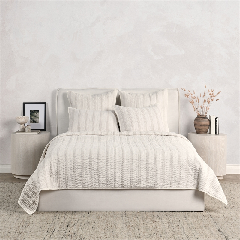 Villa by Classic Home Abraham Cotton Linen Eggshell Beige Queen Quilt