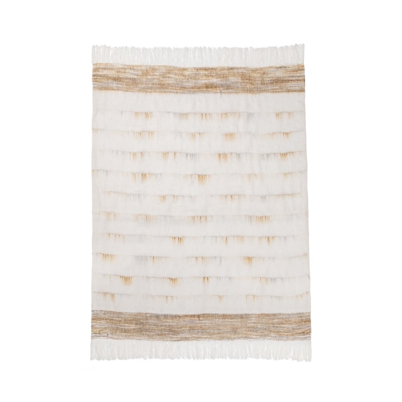 Classic Concepts Albedo 50x70 Fabric Throw in Ivory