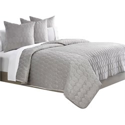 Quilt & Coverlet