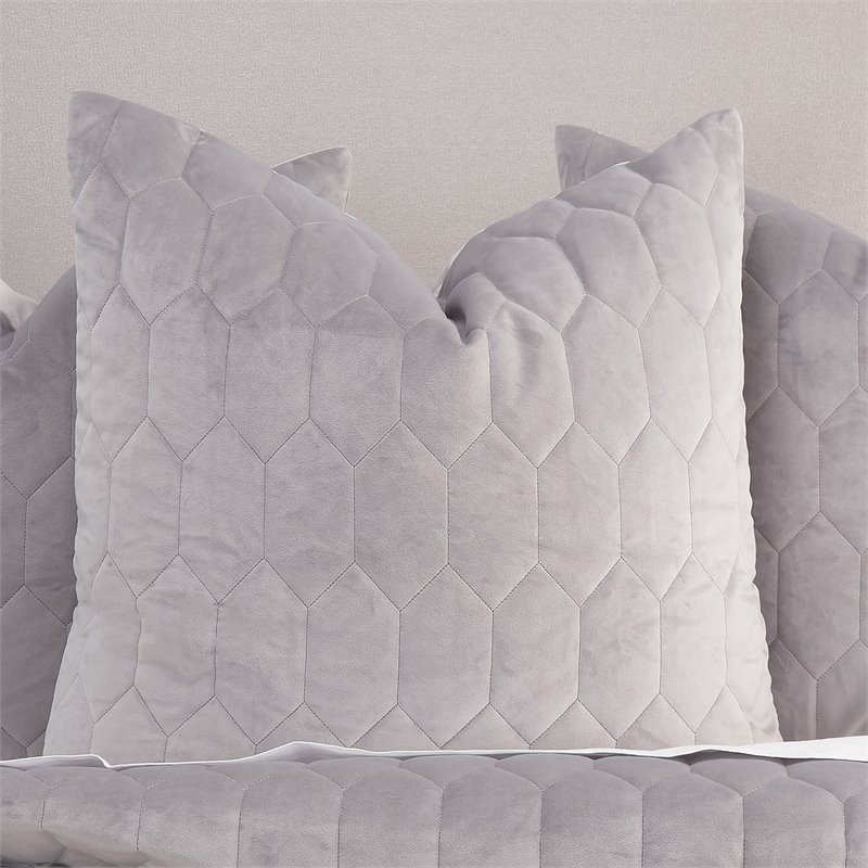 Michael Amini Affluent 4-Piece King Velvet Quilt Set in Dove Gray