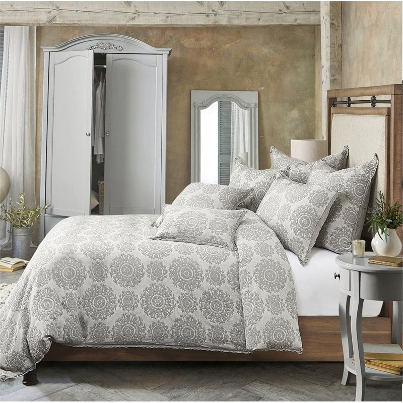 Michael Amini Reagan 7-piece Breathable Cotton Queen Duvet Set in Gray/Silver