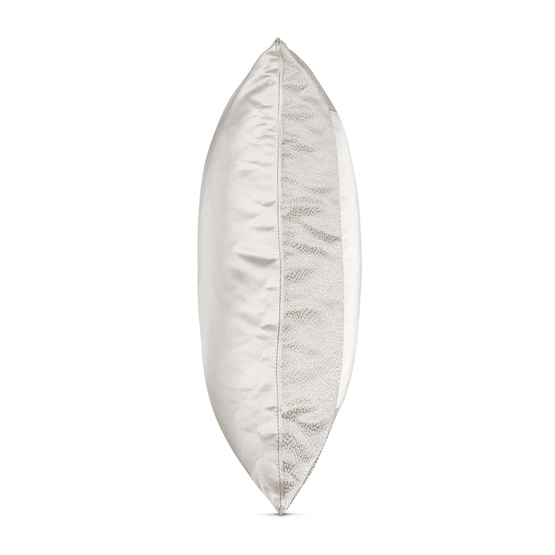 Michael Amini Skylar 9-Piece Queen Comforter Set in Champagne Ivory