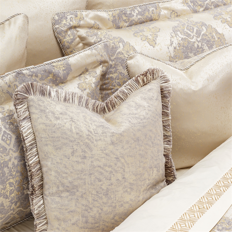 Michael Amini Bennett 10-Piece King Comforter Set - Champagne