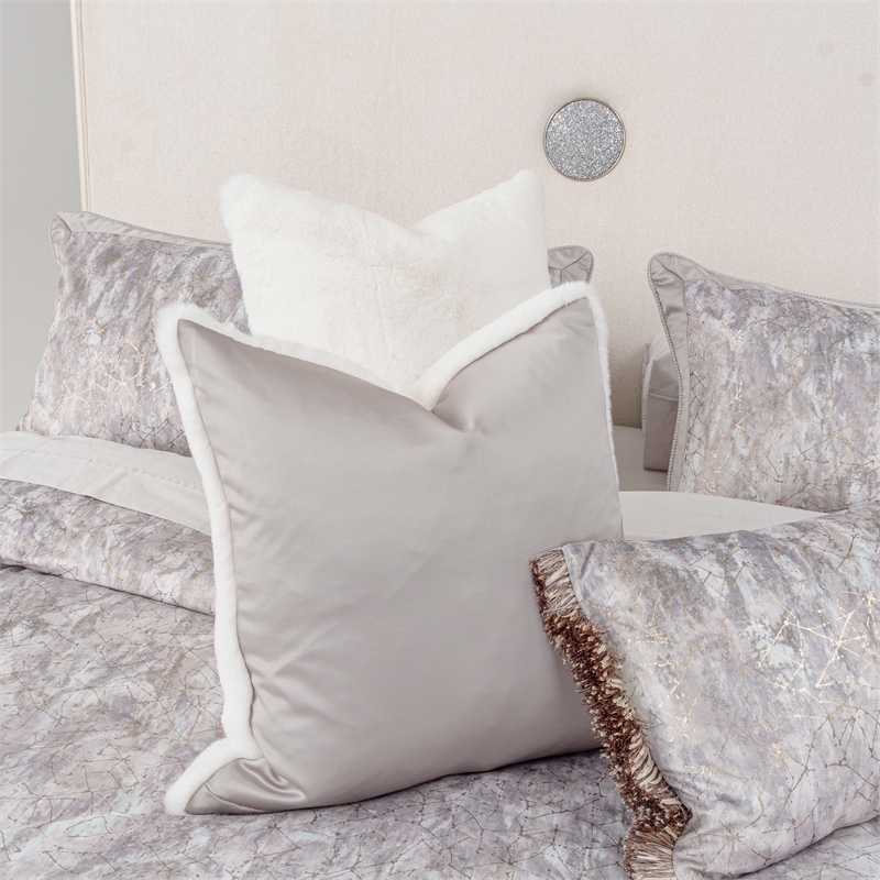 Michael Amini Odessa 6-Piece Queen Comforter Set - Mist
