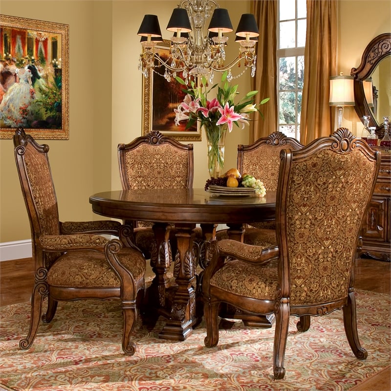 Windsor Court Traditional Round Wood Dining Table - Vintage Brown Fruitwood