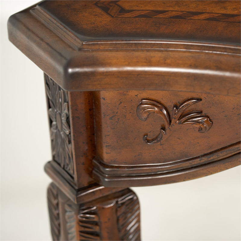 Windsor Court Traditional Wood Gathering Table - Vintage Brown Fruitwood
