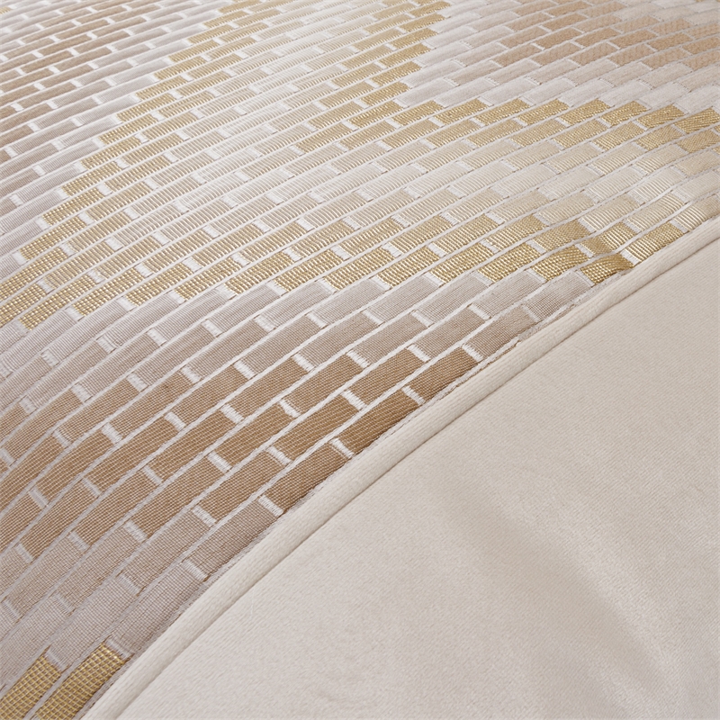 MICHAEL AMINI Infinity 21x21