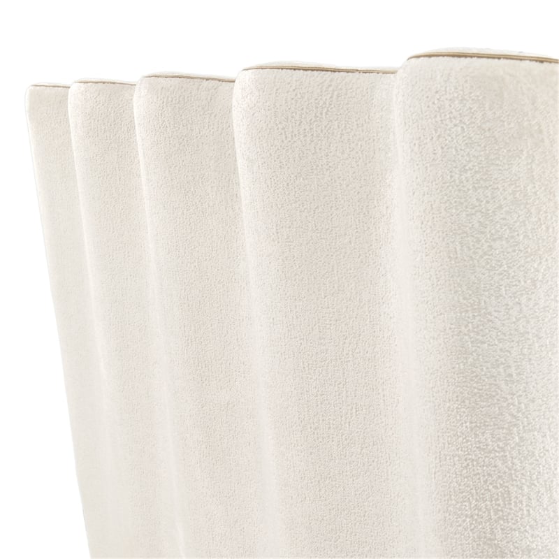 La Terrazza Queen Chenille Panel Bed - Creamy Pearl