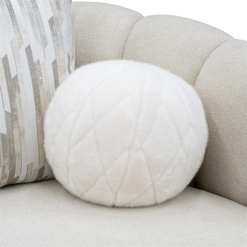 Scotts Square Chenille Loveseat - Cornsilk/Gold