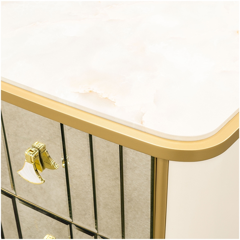 Scotts Square 6-Drawer Mirrored Dresser - Light Champagne