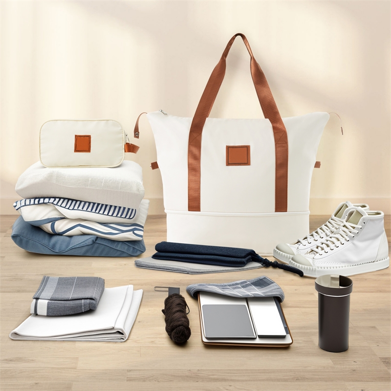 3 Piece Luggage Sets ABS Hardshell with TSA Lock and Double Spinner Wheels-White