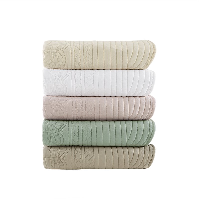 Madison Park Fabric Oversized Quilted Throw with Scalloped Edges in Cream