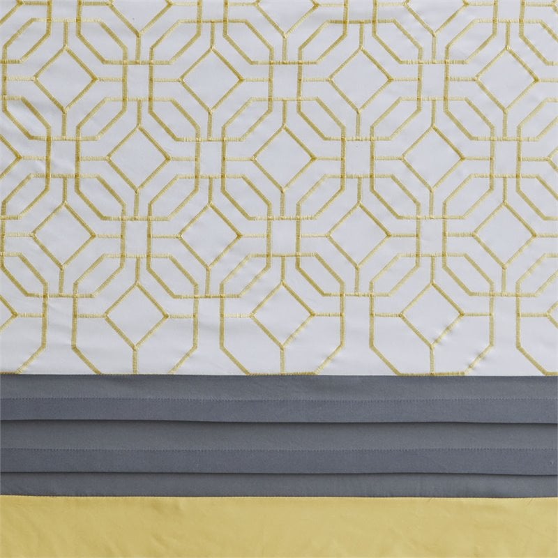 510 Design Donnell Transitional Microfiber Shower Curtain in Yellow/Gray