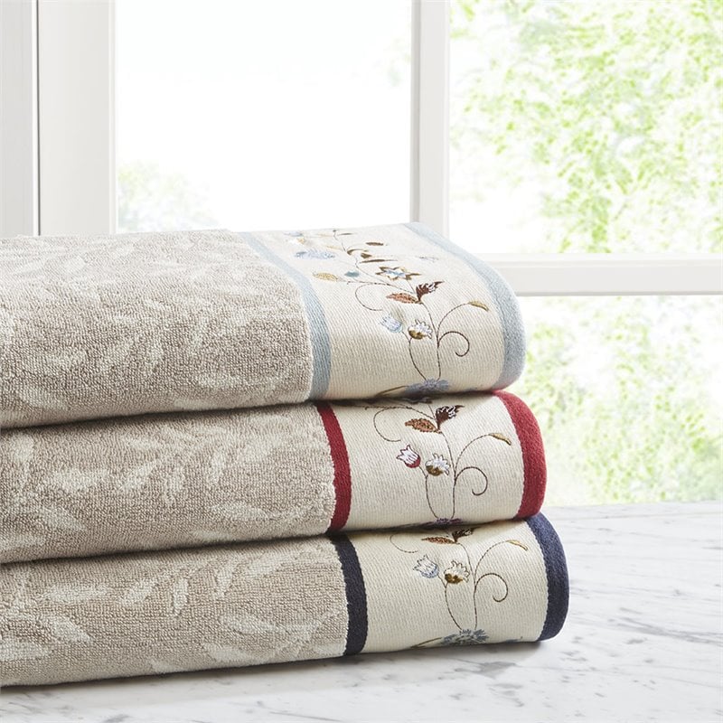 Madison Park 6-Piece Traditional Cotton Jacquard Towel Set w/ Embroidery in Red