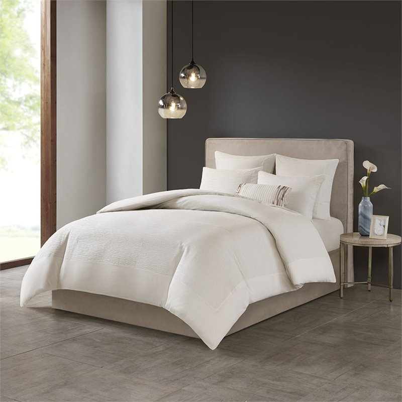 N Natori Hanae 3-Piece Polyester Yarn Dyed Pieced Comforter Set in Cream