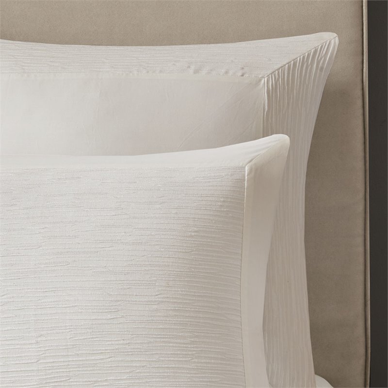 N Natori Hanae 3-Piece Polyester Yarn Dyed Pieced Comforter Set in Cream