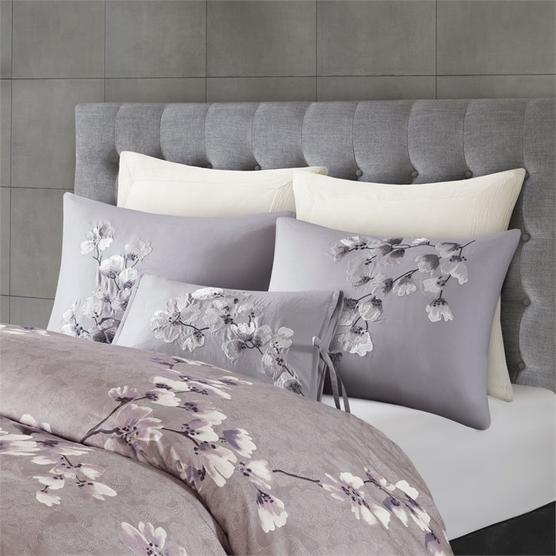 N Natori Oblong Modern Cotton Embroidered Decorative Pillow in Purple