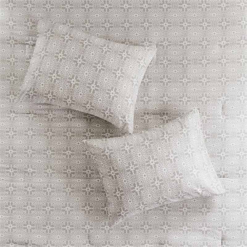 Madison Park Malia 6-Piece Farmhouse Embroidered Cotton Comforter Set in Ivory