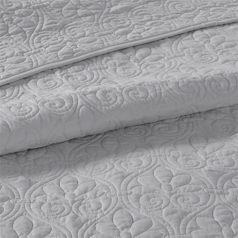 Madison Park Quebec 3-Piece Polyester Quilted Microfiber Bedspread Set in Gray