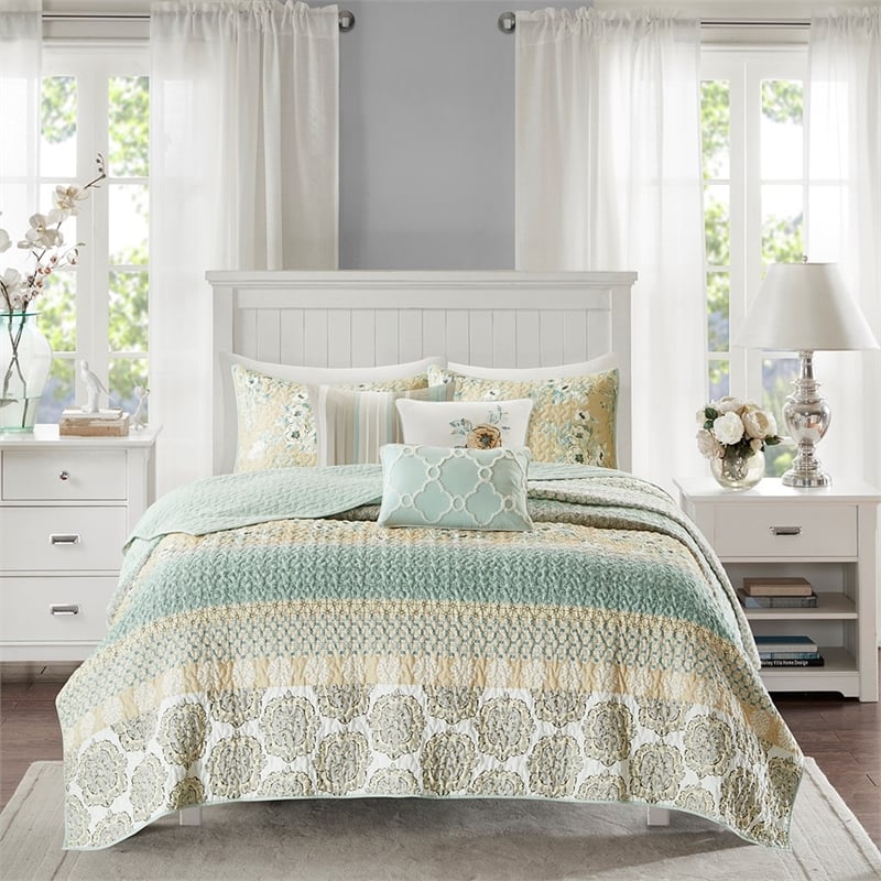 Madison Park Willa 6-Piece Cotton Sateen Printed Coverlet Set in Green