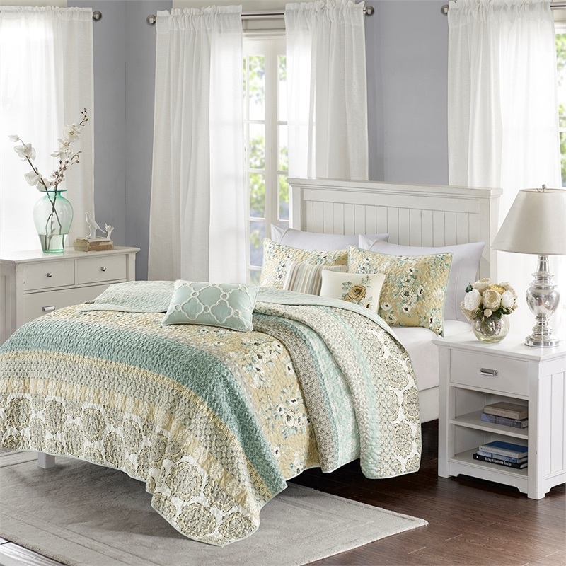 Madison Park Willa 6-Piece Cotton Sateen Printed Coverlet Set in Green