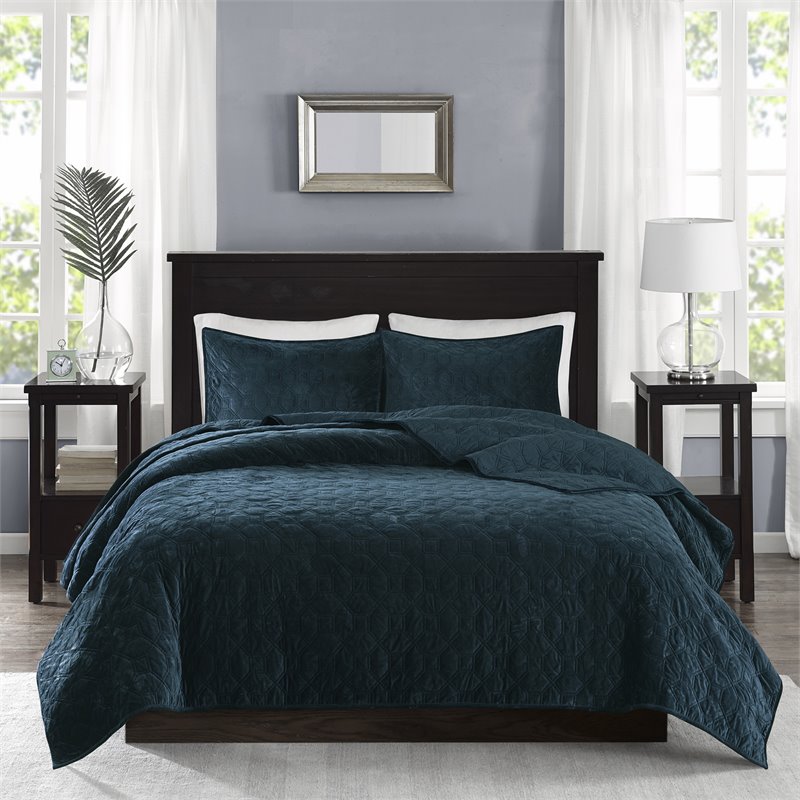 Madison Park Harper 3-Piece Contemporary Polyester Velvet Coverlet Set in Blue