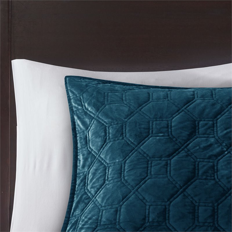 Madison Park Harper 3-Piece Contemporary Polyester Velvet Coverlet Set in Blue