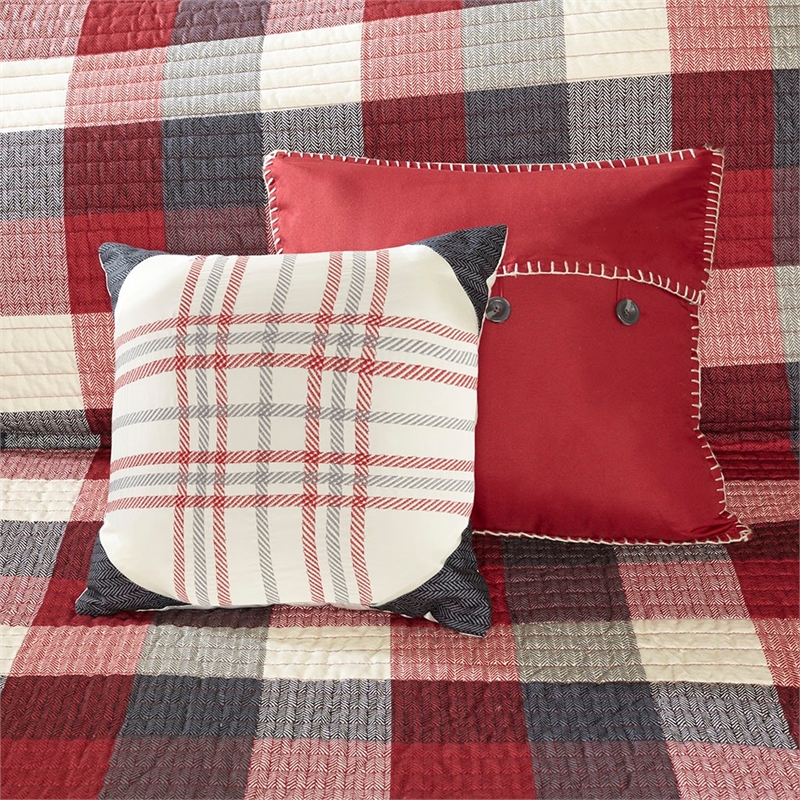 Madison Park Ridge 6-Piece Polyester Printed Herringbone Coverlet Set in Red