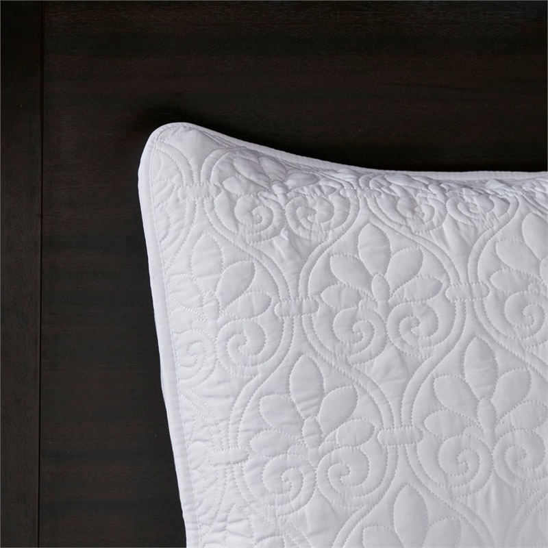 Madison Park Quebec 3-Piece Polyester Brushed Microfiber Bedspread Set in White