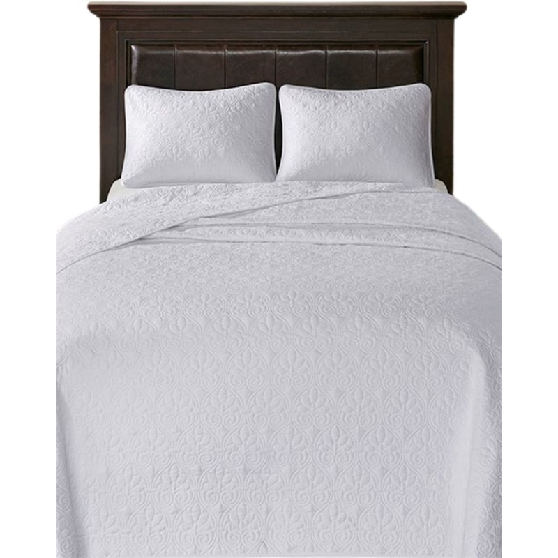 Madison Park Quebec 3-Piece Polyester Brushed Microfiber Bedspread Set in White