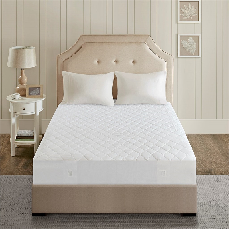 Beautyrest Contemporary Cotton and Polyester Heated Mattress Pad in White