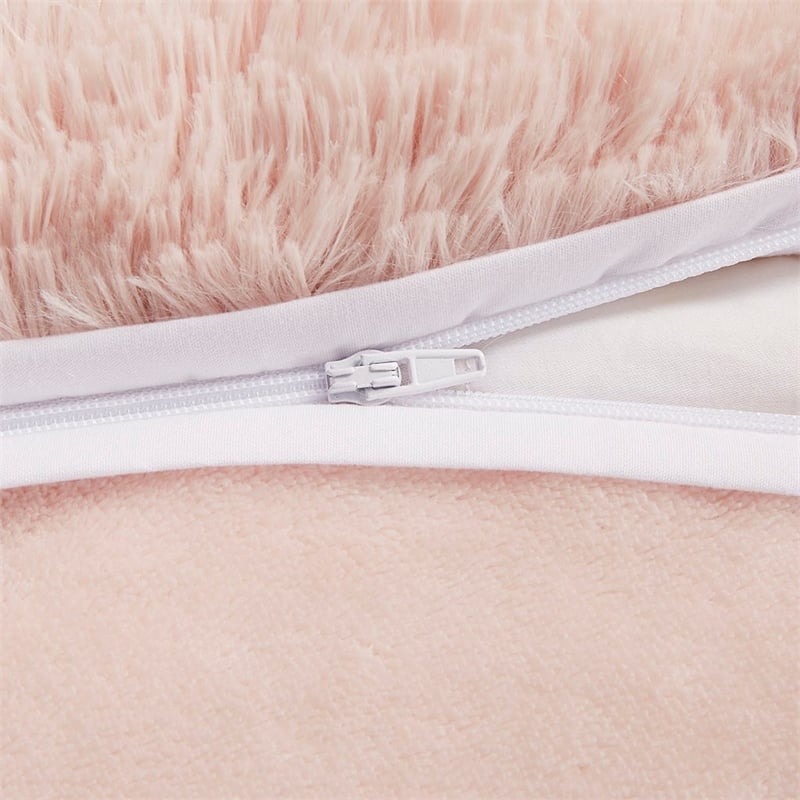 Intelligent Design Malea Polyester Solid Shaggy Fur Duvet Cover Set in Pink