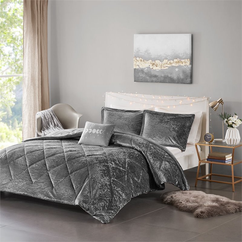 Intelligent Design Felicia Polyester Velvet Comforter Set in Gray