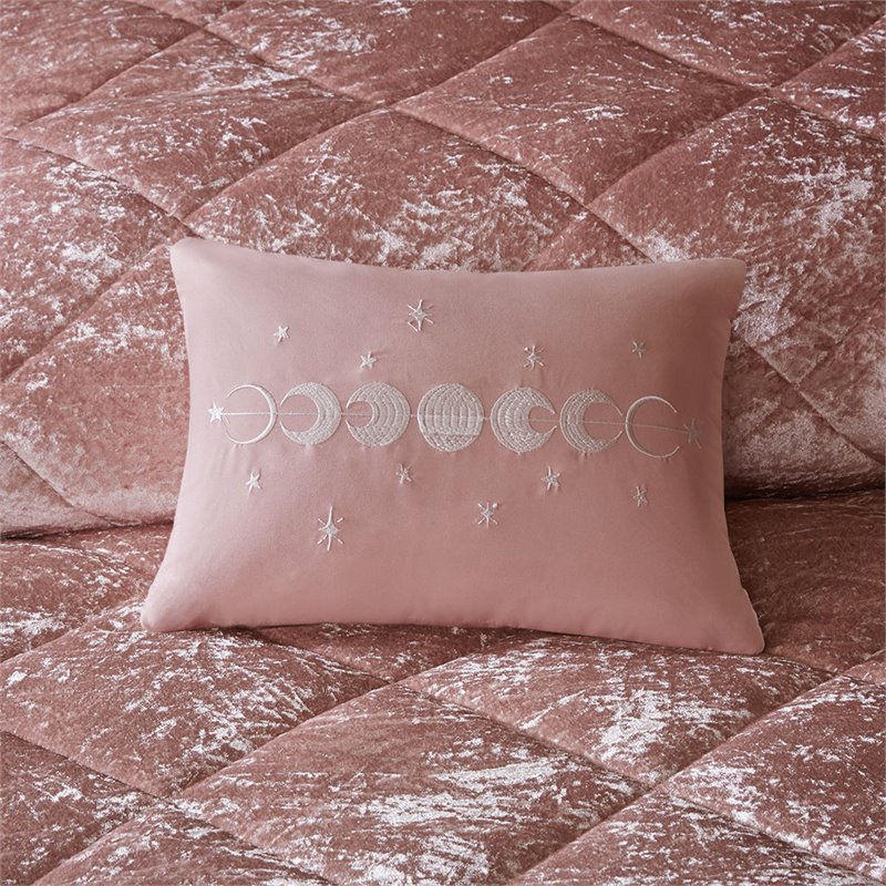 Intelligent Design Felicia Polyester Velvet Twin/Twin XL Duvet Cover Set in Pink